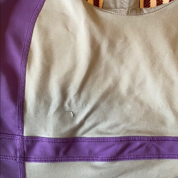 Lululemon Top with Built in Sports Bra - Picture 4 of 8